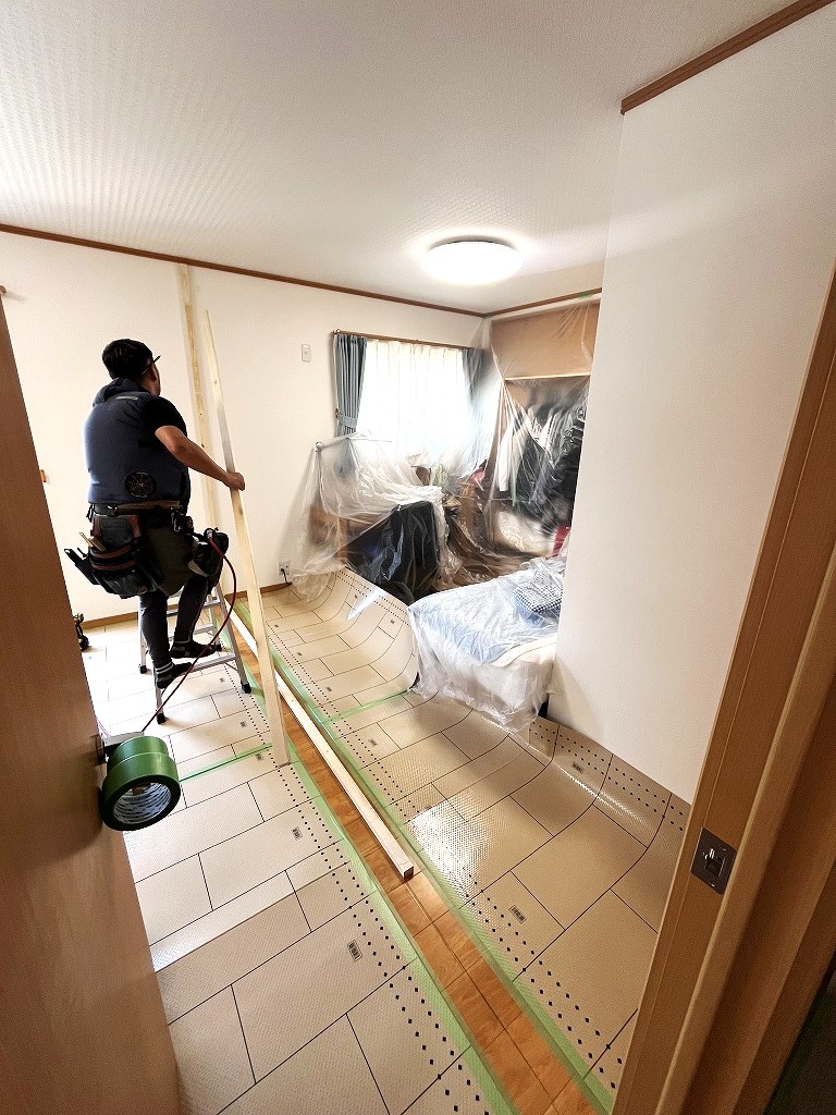2階子供部屋仕切り