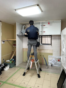 高石市　工務店　キッチンリフォーム　施行中