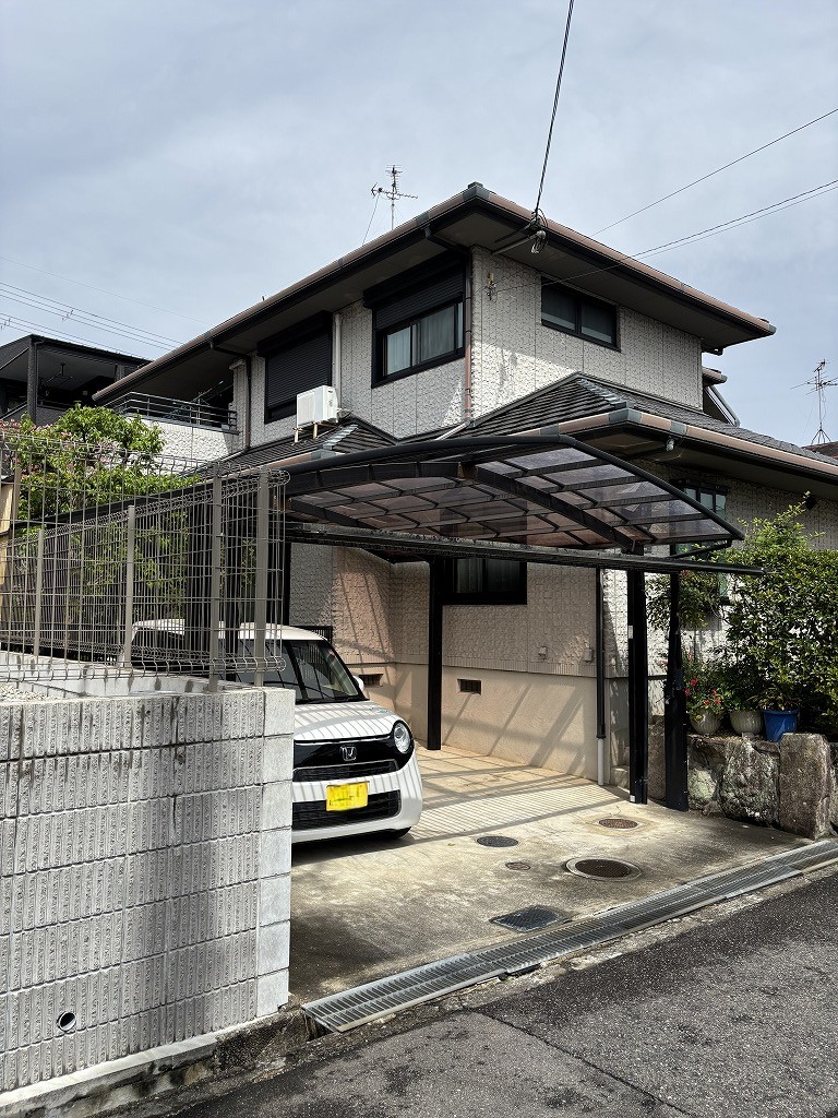河内長野市 外壁吹付塗装・玄関扉塗装
