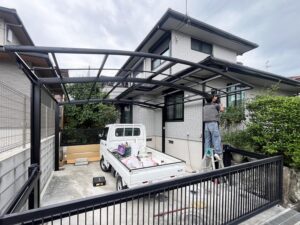 高石市　リフォーム店　カーポート　施行中
